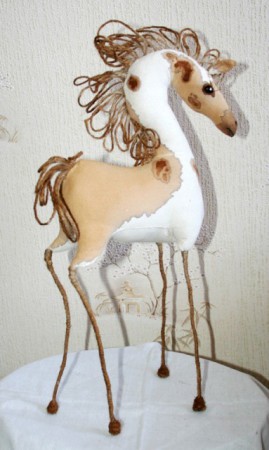 каркасная лошадка "Хорсик" (тонирована кофе) 45 см. (как пример) 