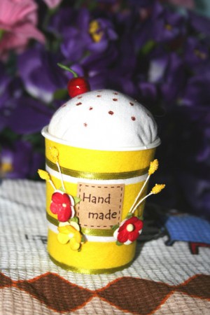 игольница "Стаканчик пломбира"